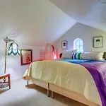 Seattle Home With Balcony 1 Mi To Park And Water!